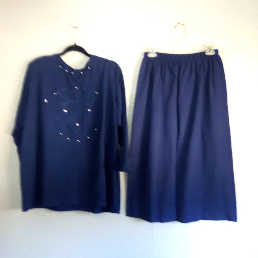 Set skirt and top one size ( bag J )